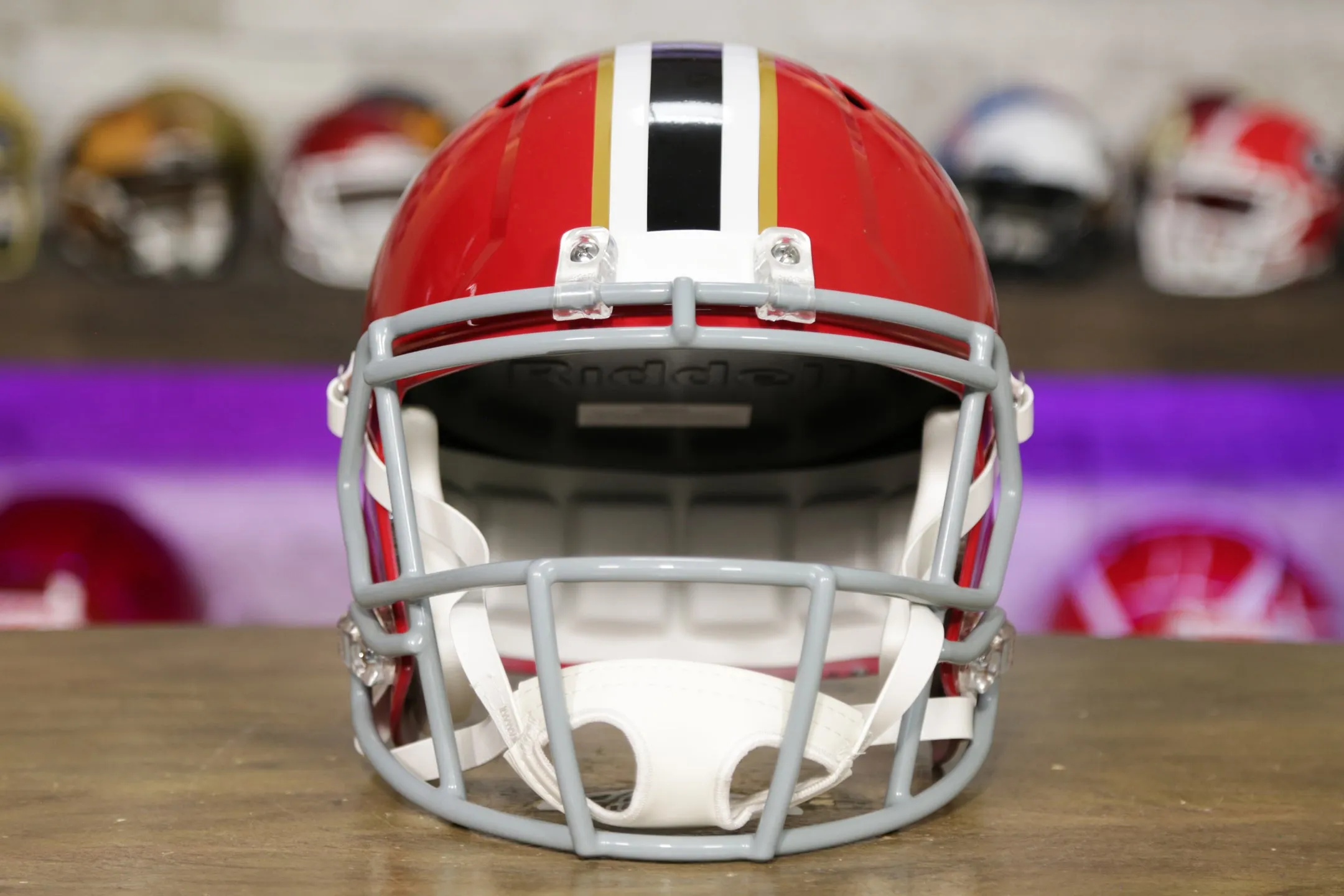Atlanta Falcons Riddell Speed Display Helmet - 1966-1969 Throwback