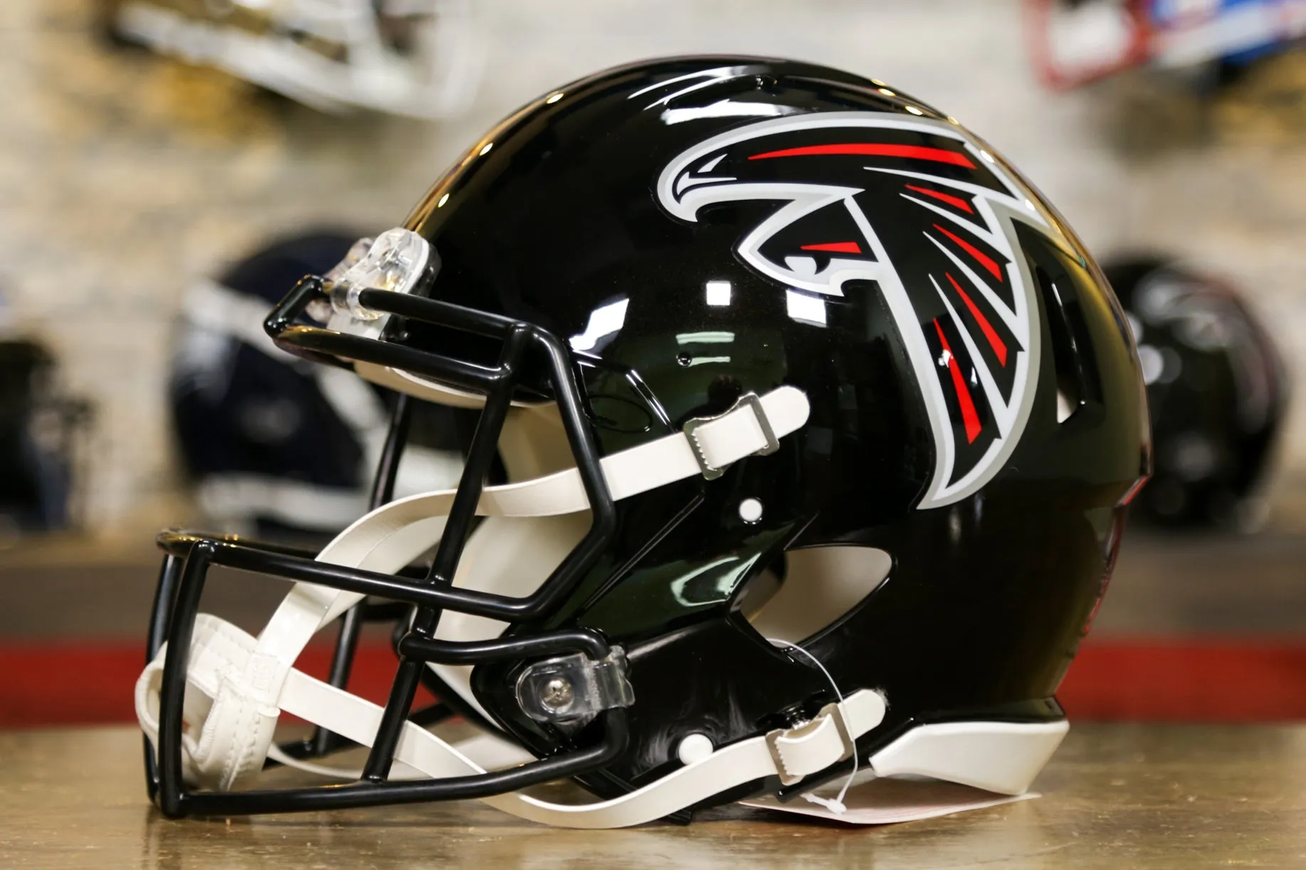 Atlanta Falcons Riddell Speed Display Helmet - 2003-2019 Throwback