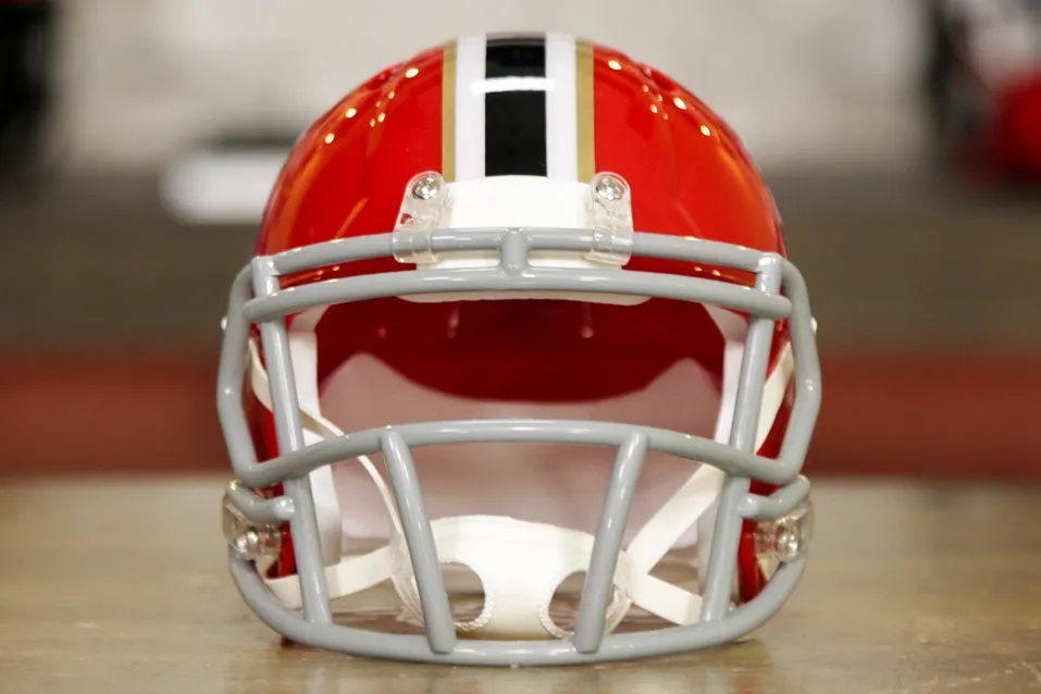 Atlanta Falcons Riddell Speed Mini Helmet - 1966-1969 Throwback