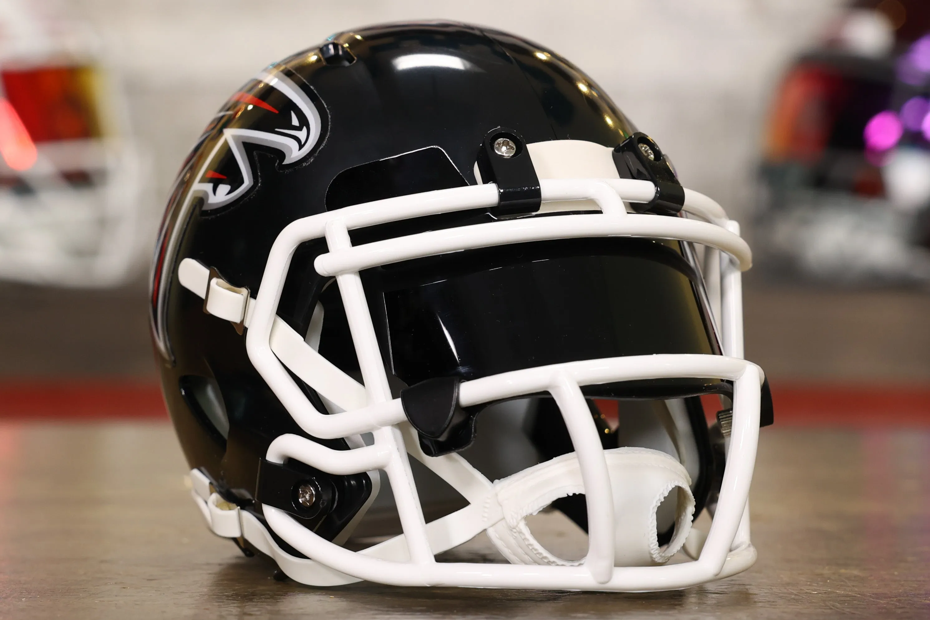 Atlanta Falcons Riddell Speed Mini Helmet - GG Edition