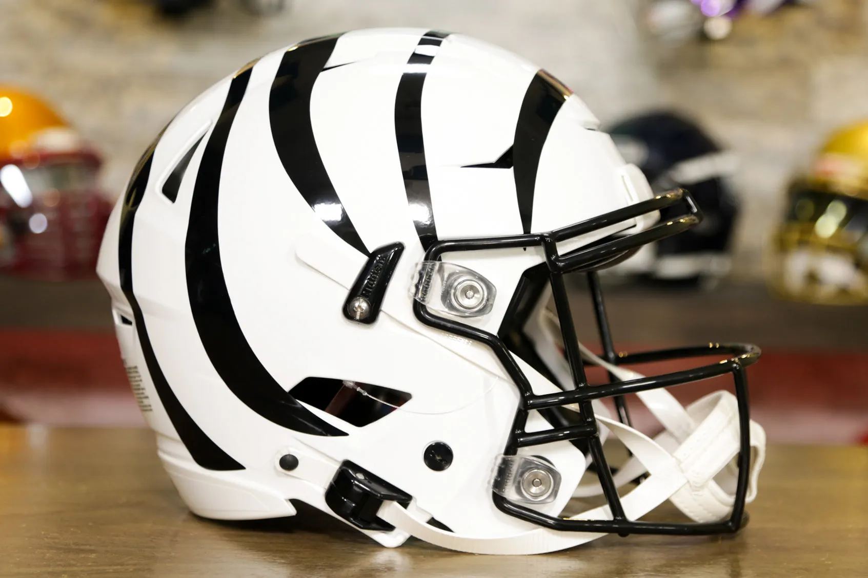 Cincinnati Bengals Riddell SpeedFlex Helmet - White Bengal Alternate