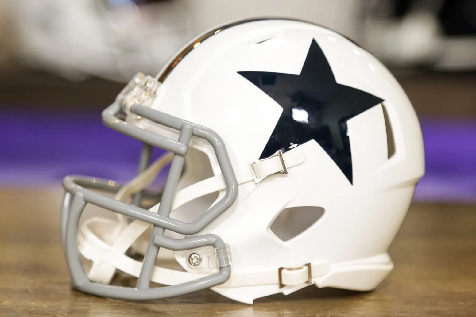 Dallas Cowboys Riddell Speed Mini Helmet - 1960-1963 Throwback