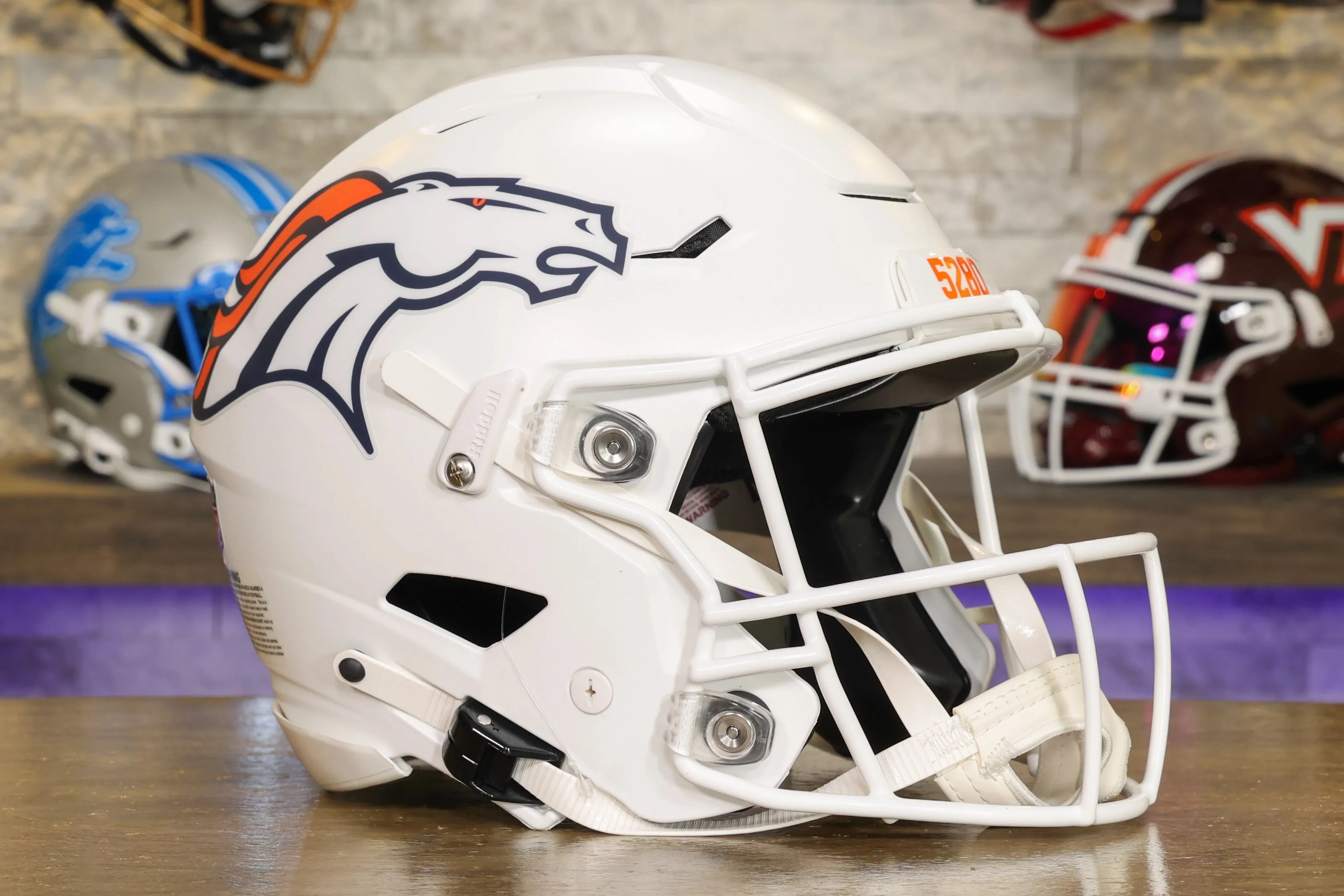 Denver Broncos Riddell SpeedFlex Helmet - Summit White Alternate