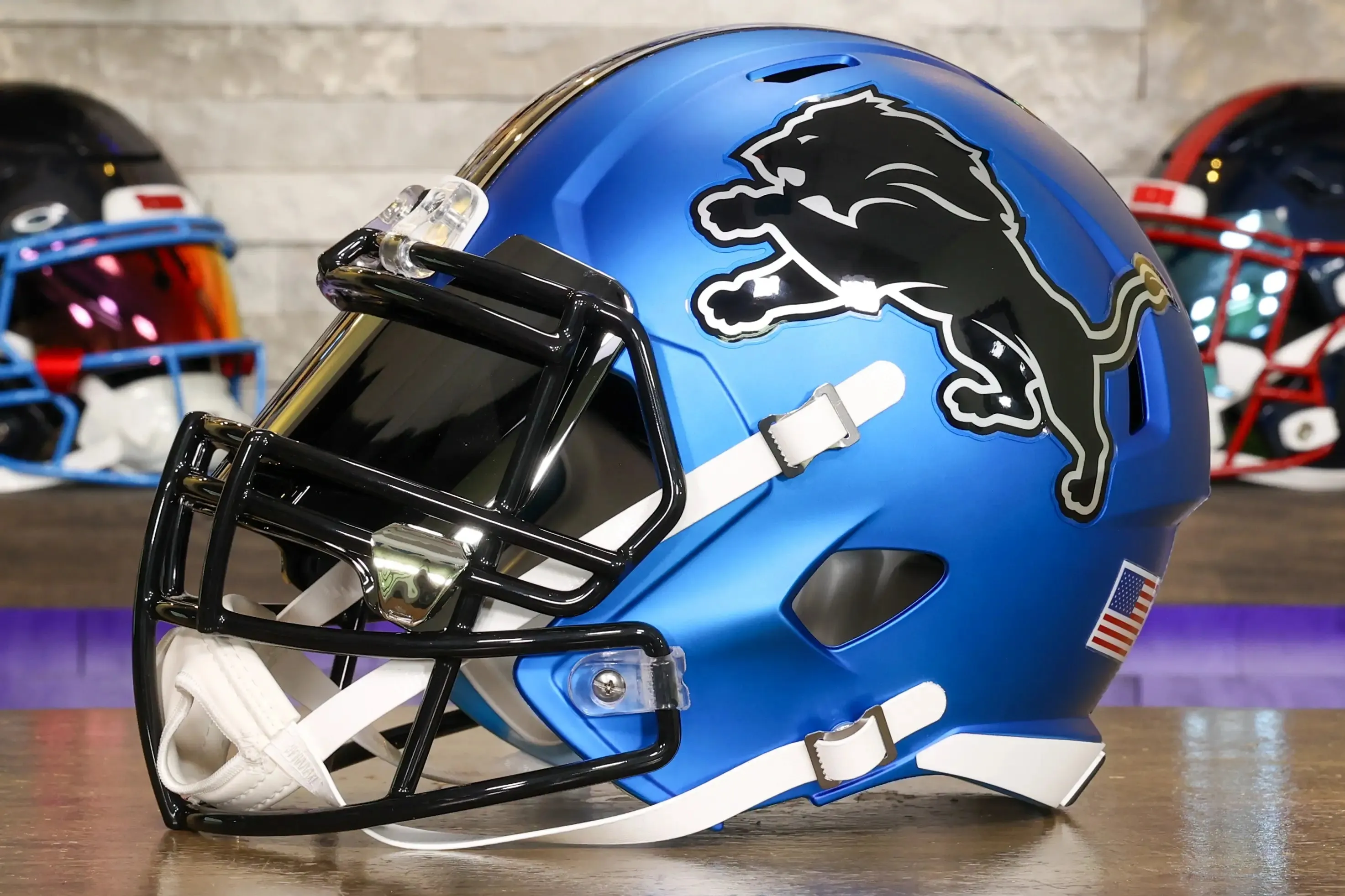 Detroit Lions Riddell Speed Display Helmet - GG Edition 02571