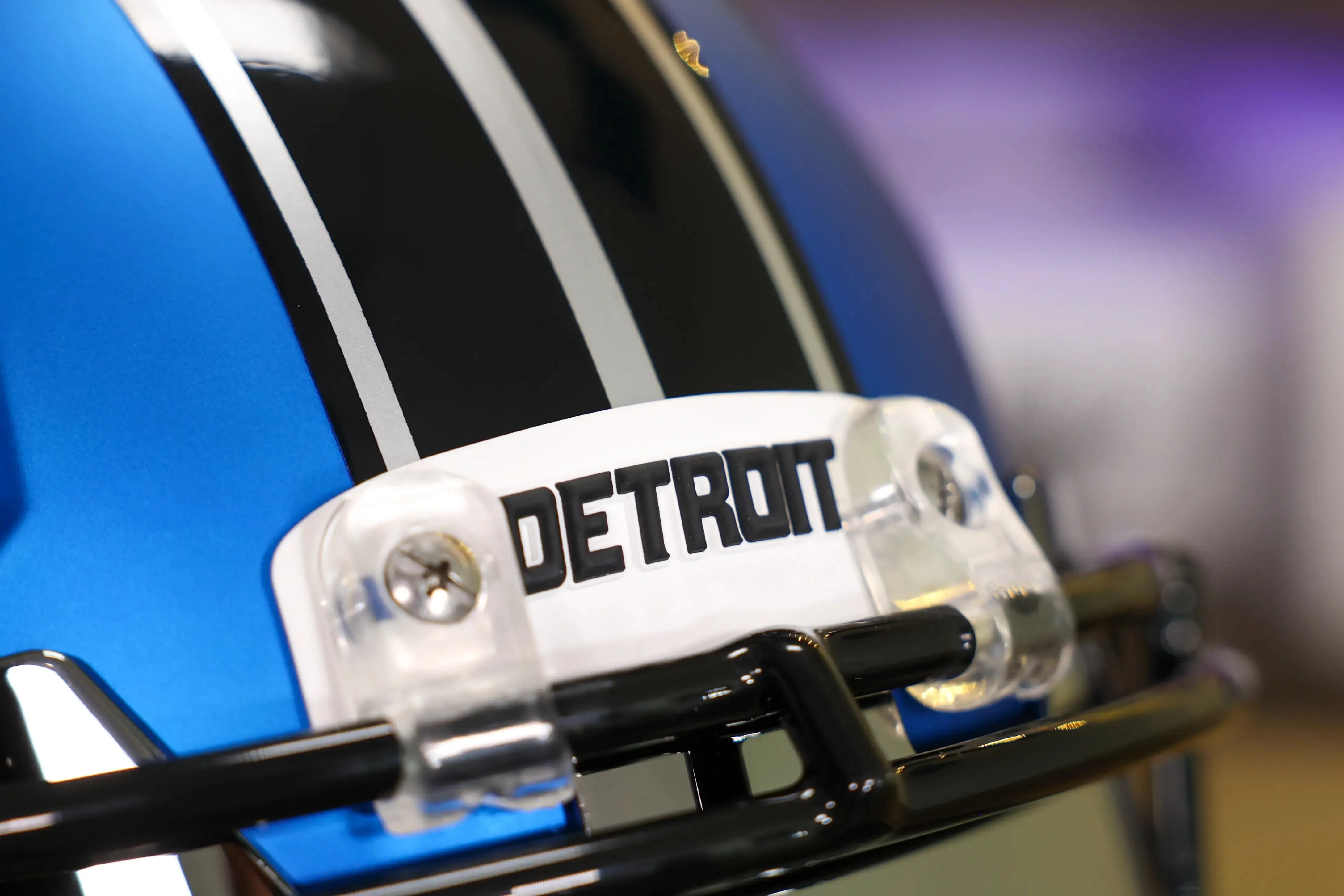 Detroit Lions Riddell Speed Display Helmet - GG Edition 02571