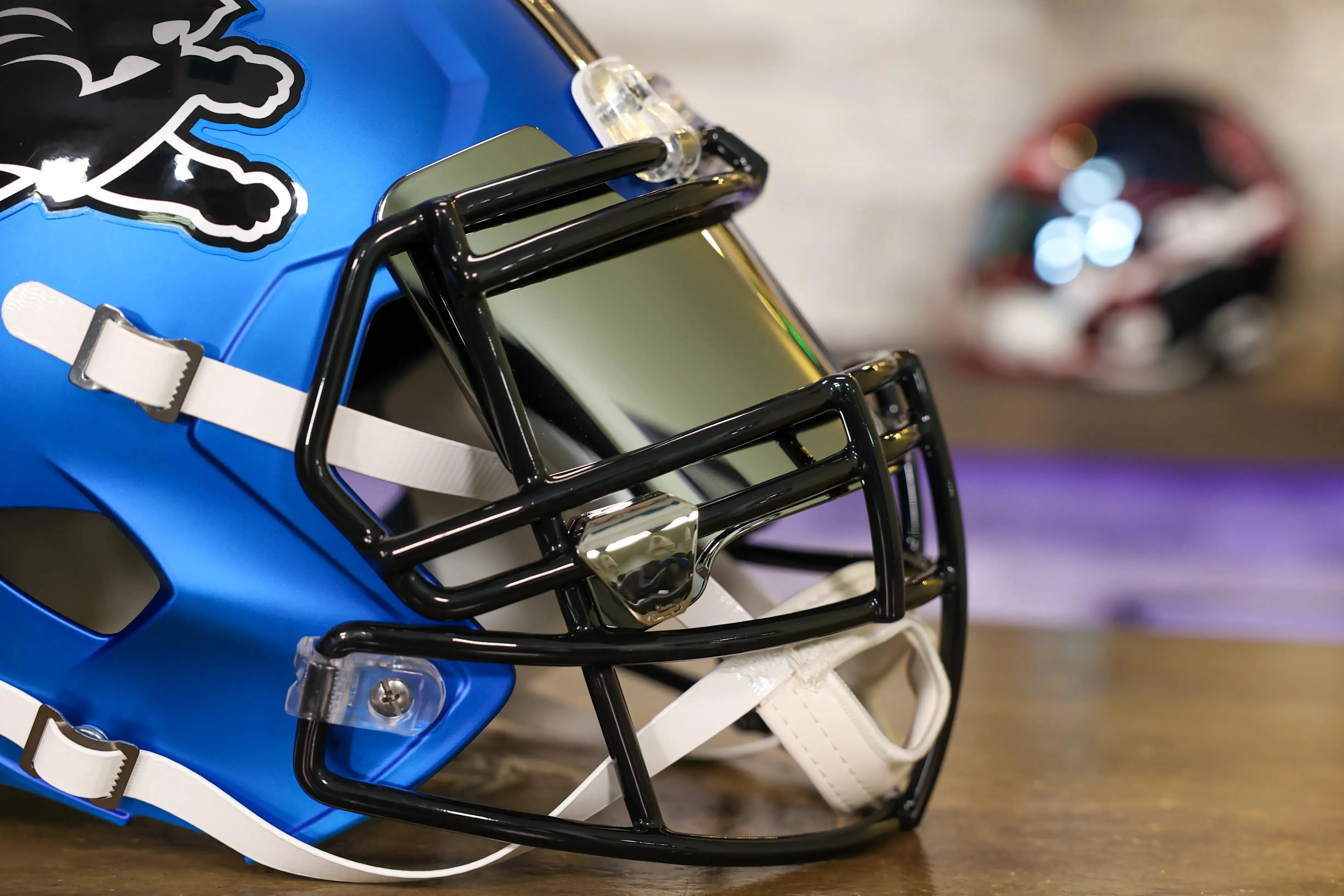 Detroit Lions Riddell Speed Display Helmet - GG Edition 02571