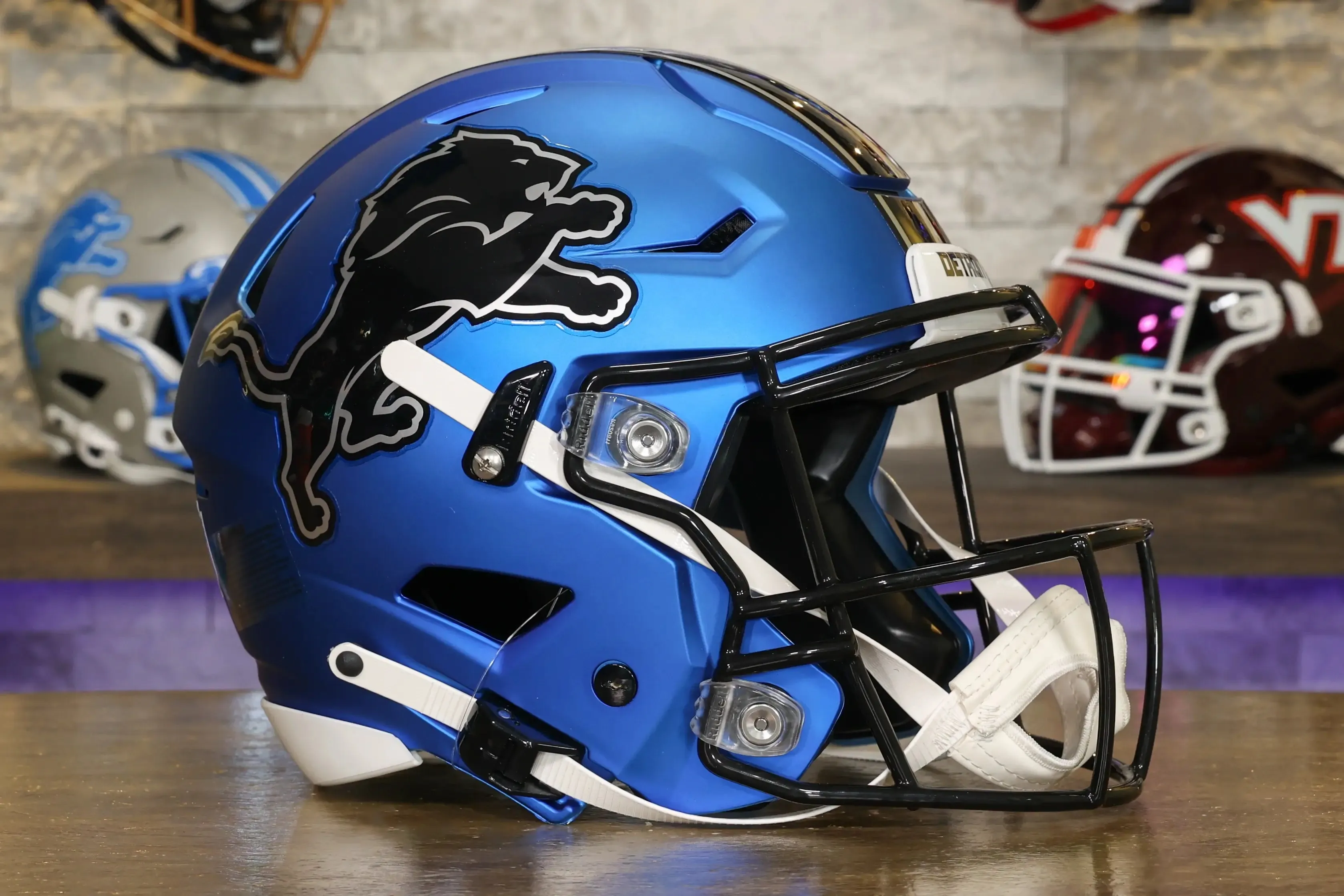 Detroit Lions Riddell SpeedFlex Helmet - Motor City Muscle Alternate