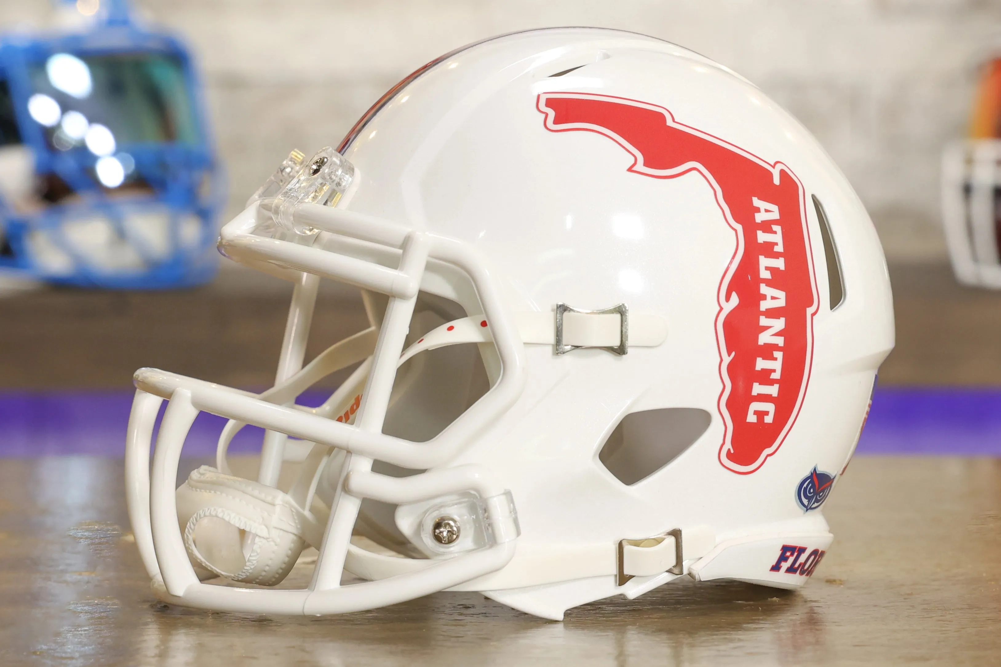 Florida Atlantic Owls Speed Mini Helmet - White