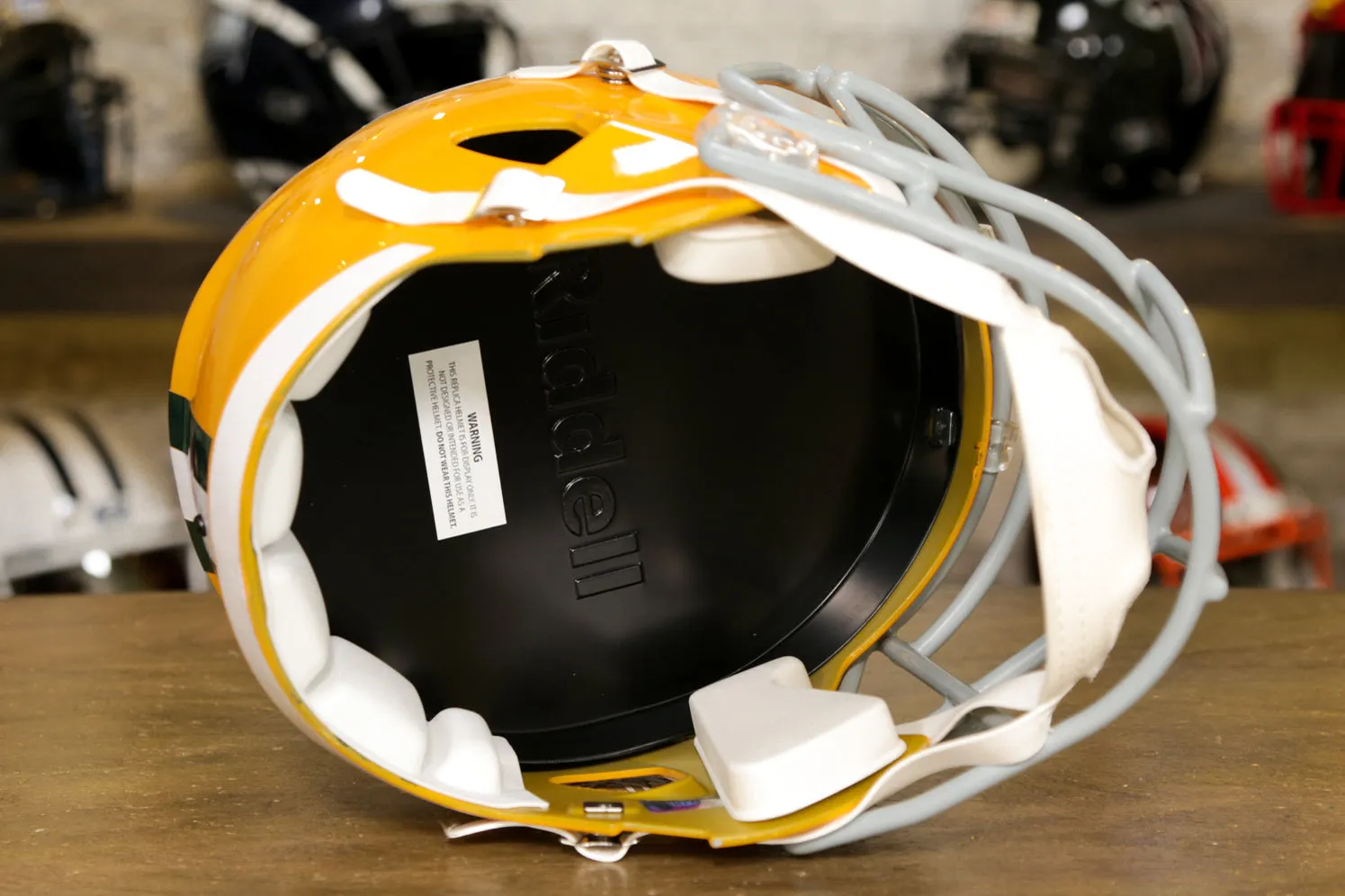 Green Bay Packers Riddell Speed Display Helmet - 1961-1979 Throwback