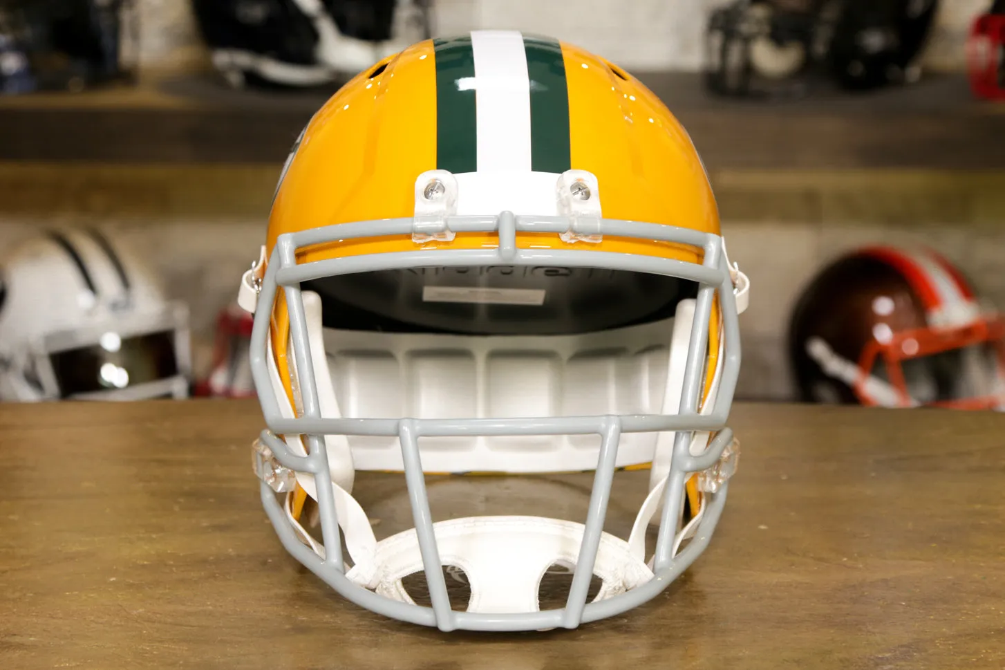 Green Bay Packers Riddell Speed Display Helmet - 1961-1979 Throwback