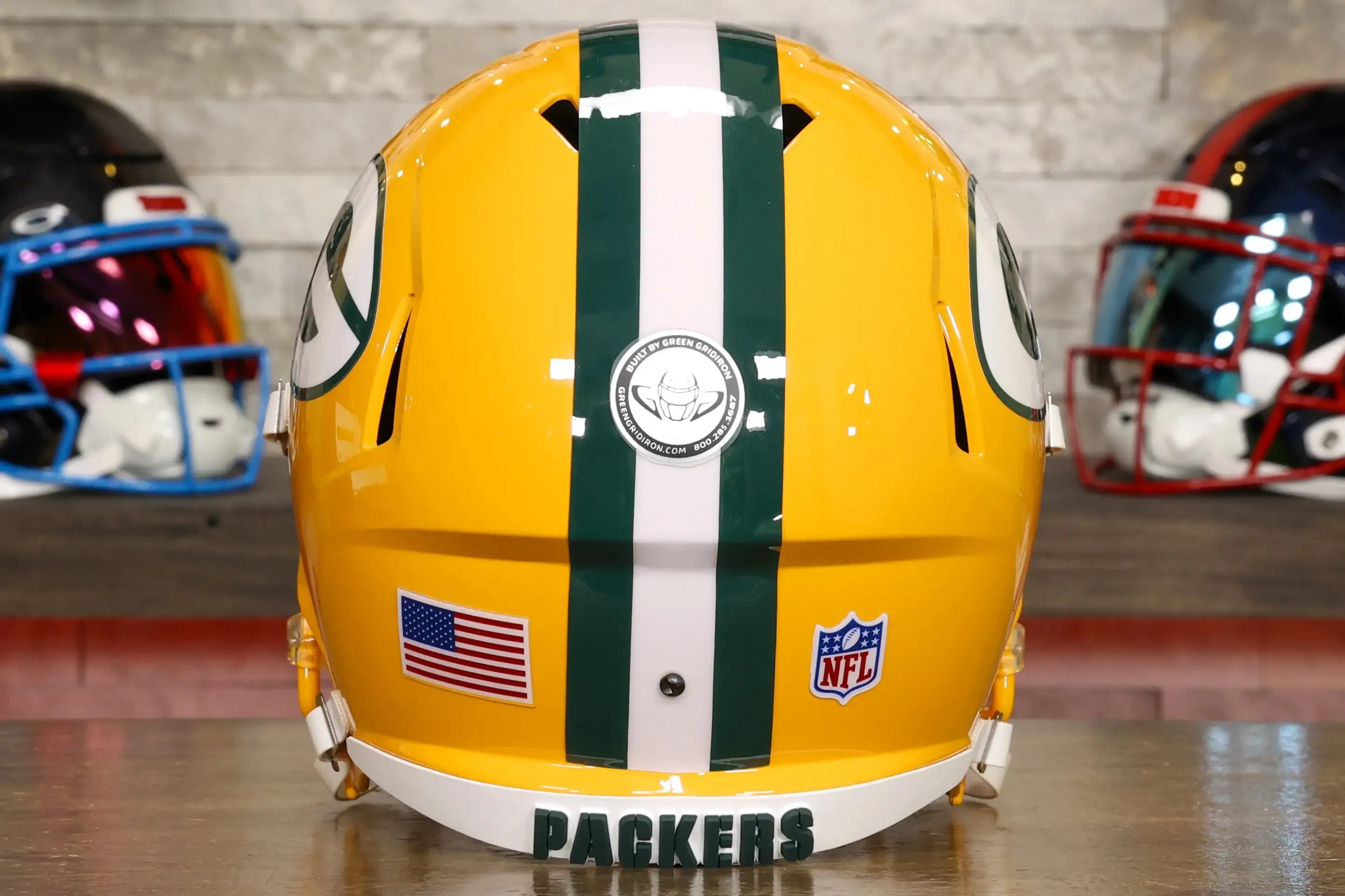 Green Bay Packers Riddell Speed Display Helmet - GG Edition
