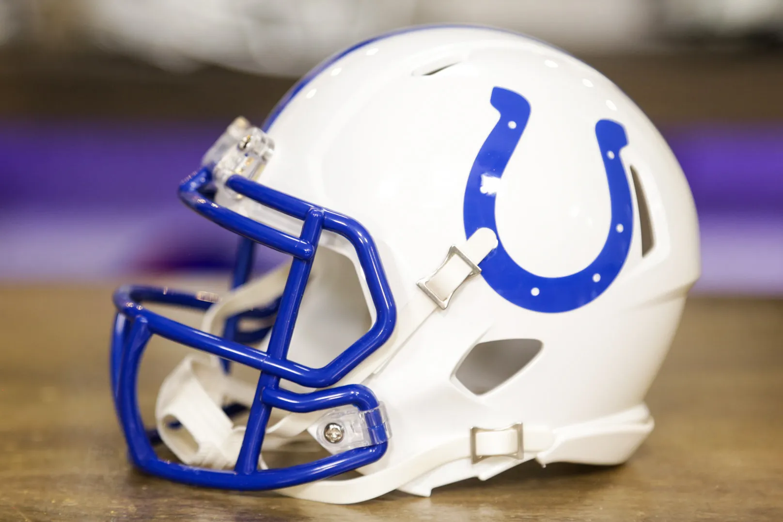 Indianapolis Colts Riddell Speed Mini Helmet - 1995-2003 Throwback