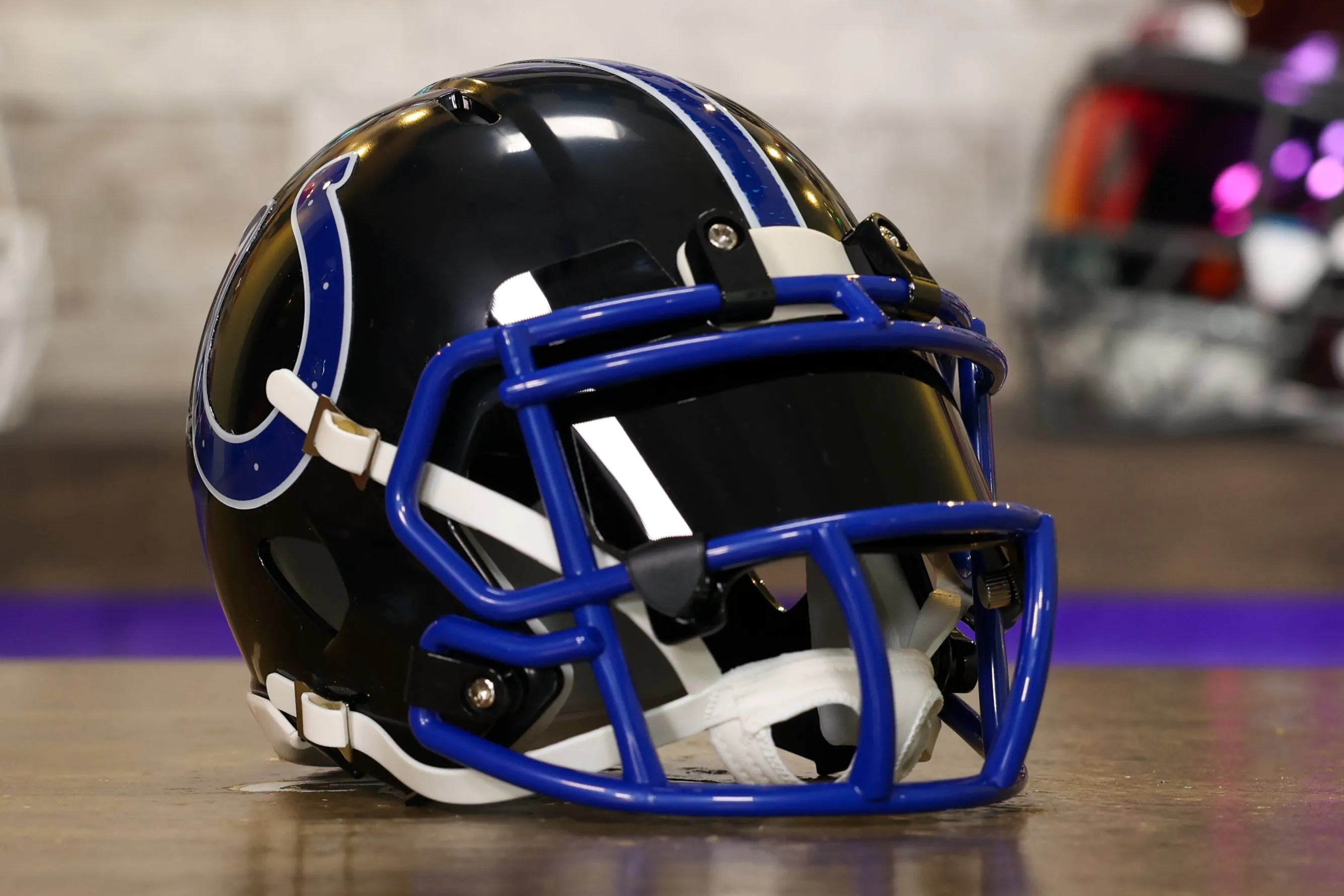 Indianapolis Colts Riddell Speed Mini Helmet - GG Edition