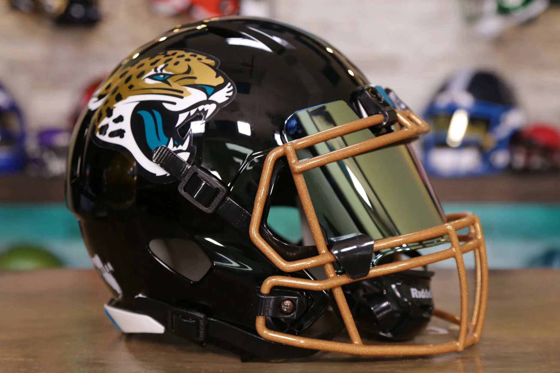Jacksonville Jaguars Riddell Speed Display Helmet - GG Edition 00274