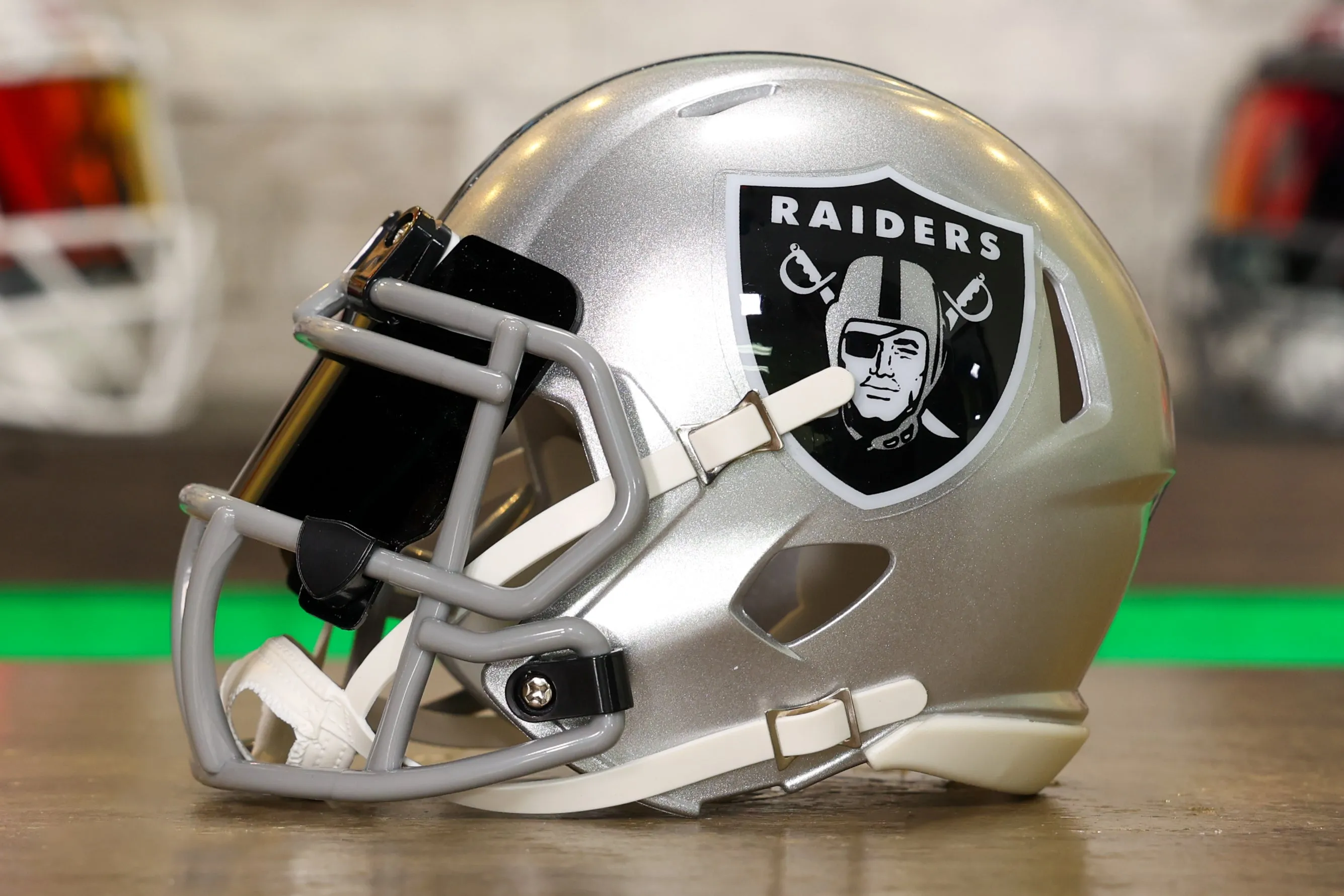 Las Vegas Raiders Riddell Speed Mini Helmet - GG Edition 02670
