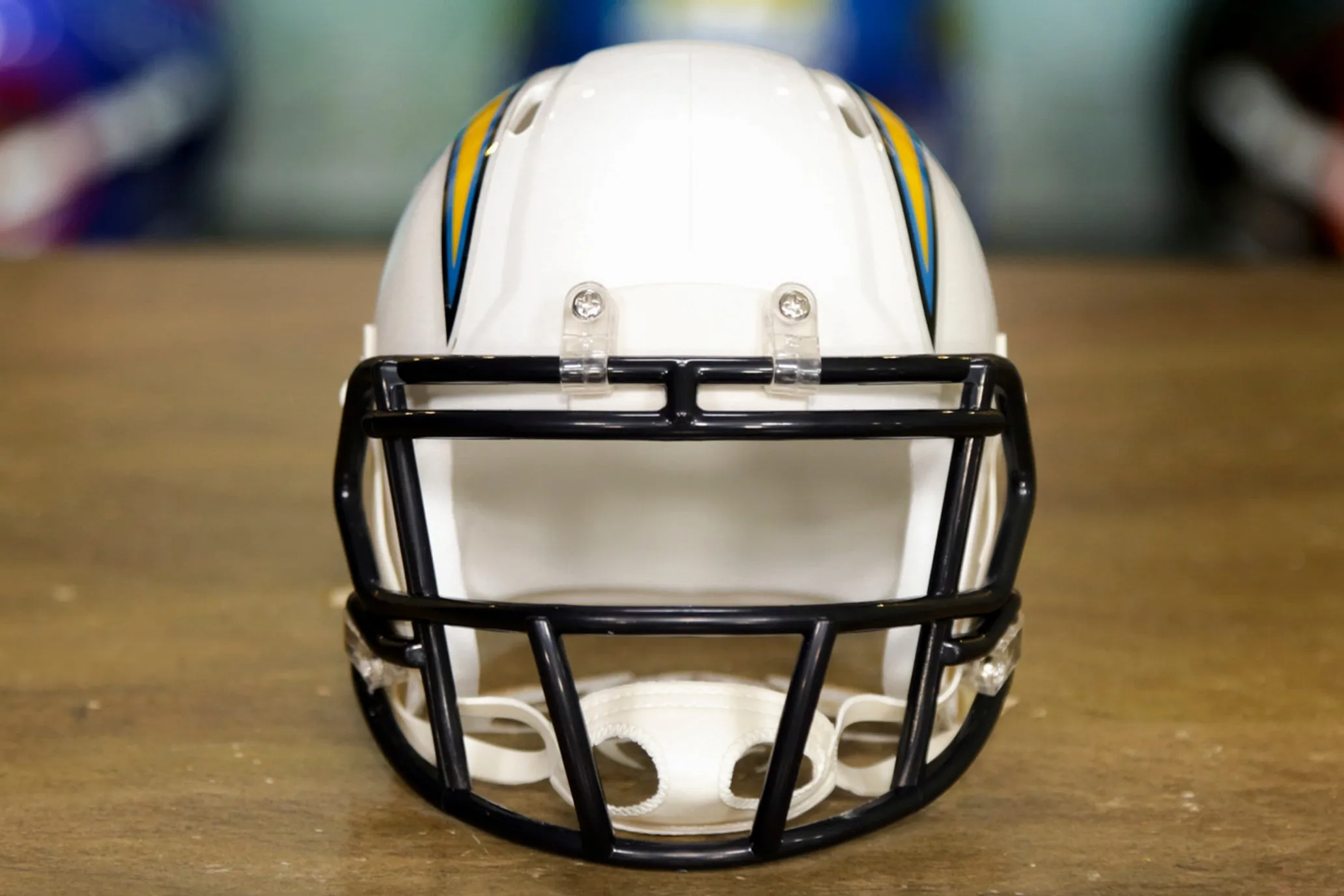 Los Angeles Chargers Riddell Speed Mini Helmet - 2007-2019 Throwback