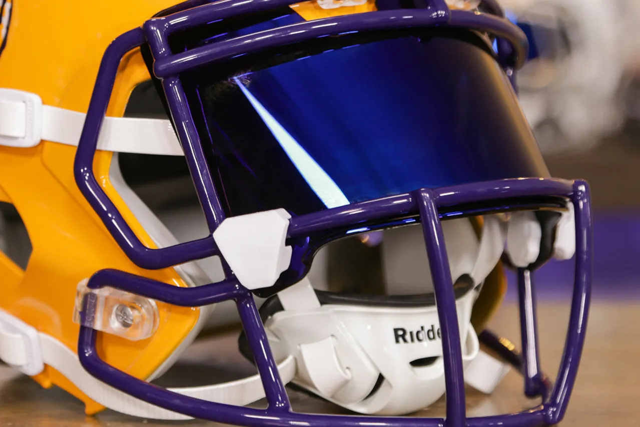 LSU Tigers Riddell Speed Display Helmet - GG Edition 00316