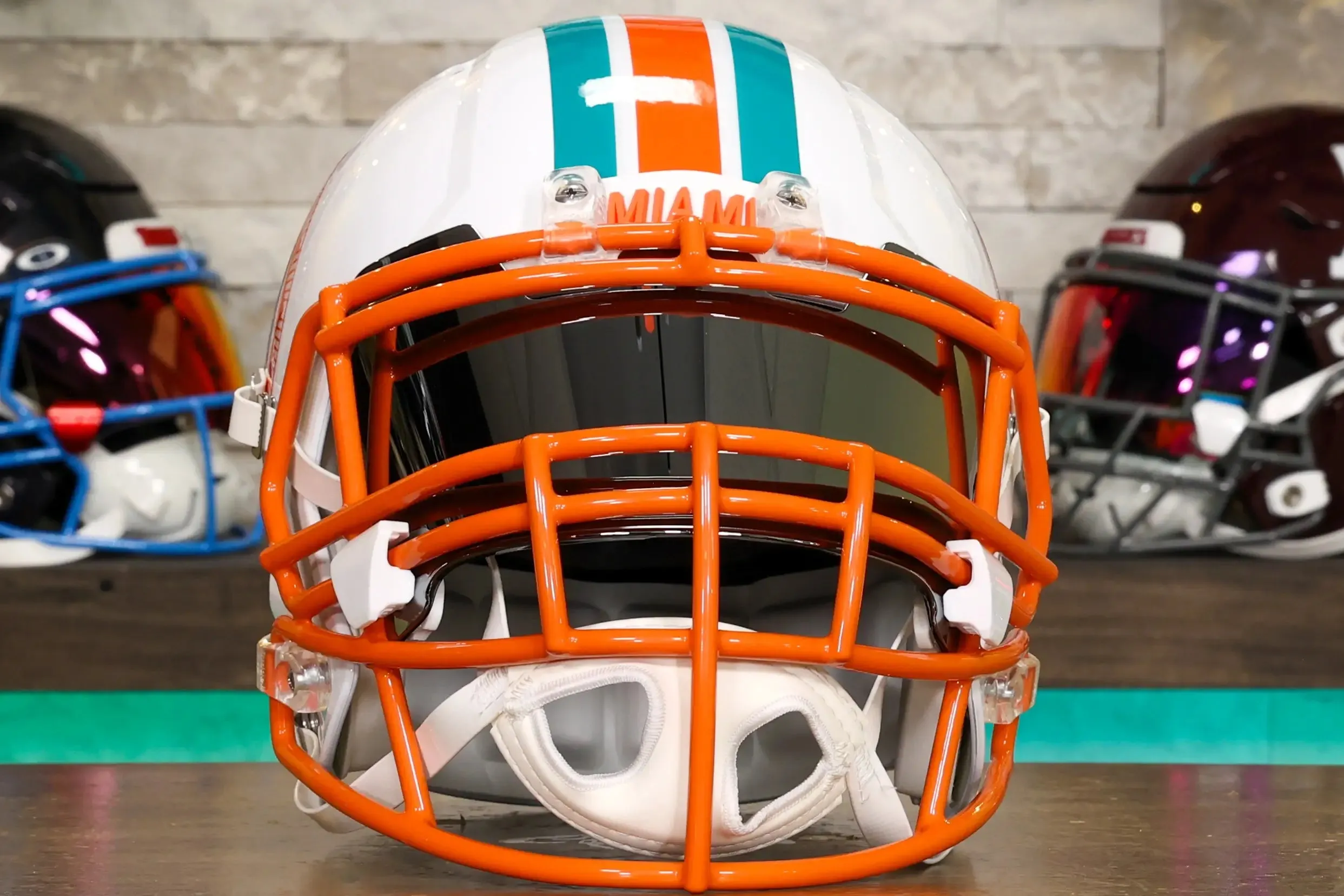 Miami Dolphins Riddell Speed Display Helmet - GG Edition