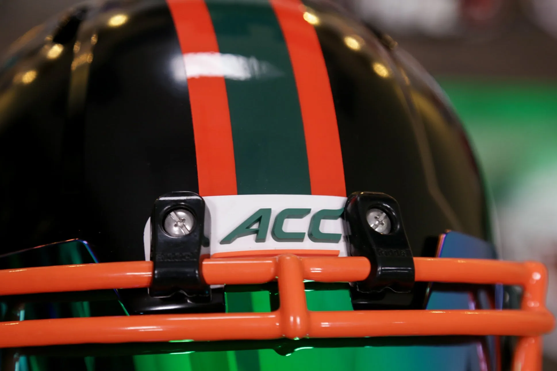 Miami Hurricanes Riddell Speed Display Helmet - GG Edition 00381