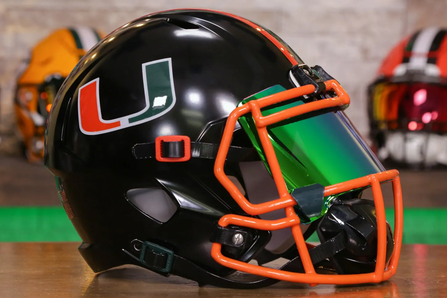 Miami Hurricanes Riddell Speed Display Helmet - GG Edition 00381