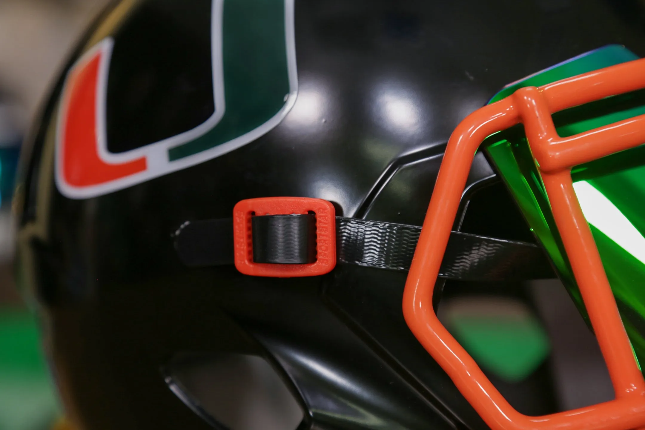 Miami Hurricanes Riddell Speed Display Helmet - GG Edition 00381