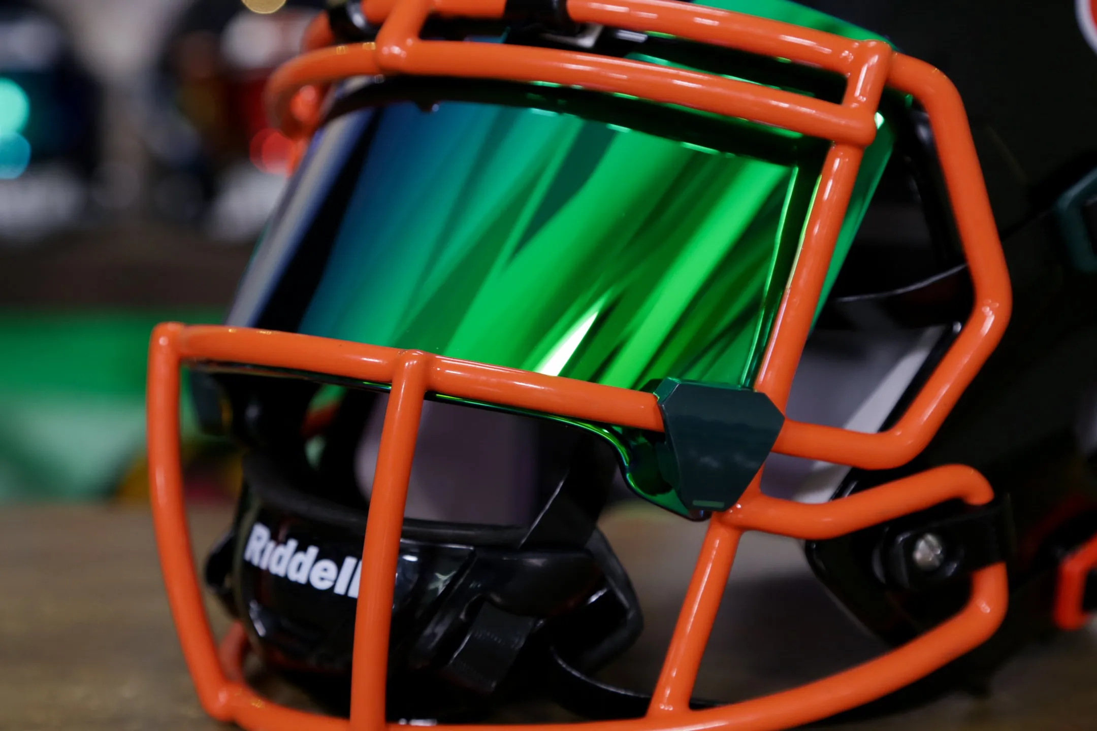 Miami Hurricanes Riddell Speed Display Helmet - GG Edition 00381