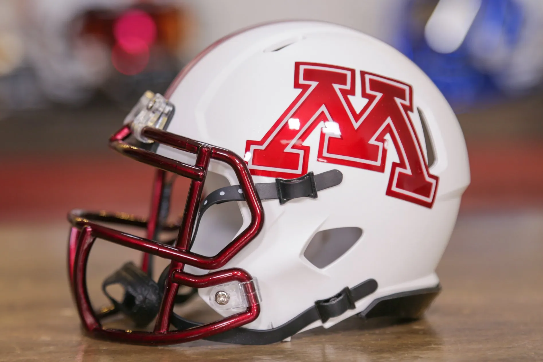 Minnesota Golden Gophers Riddell Speed Mini Helmet - White w/ Chrome Red