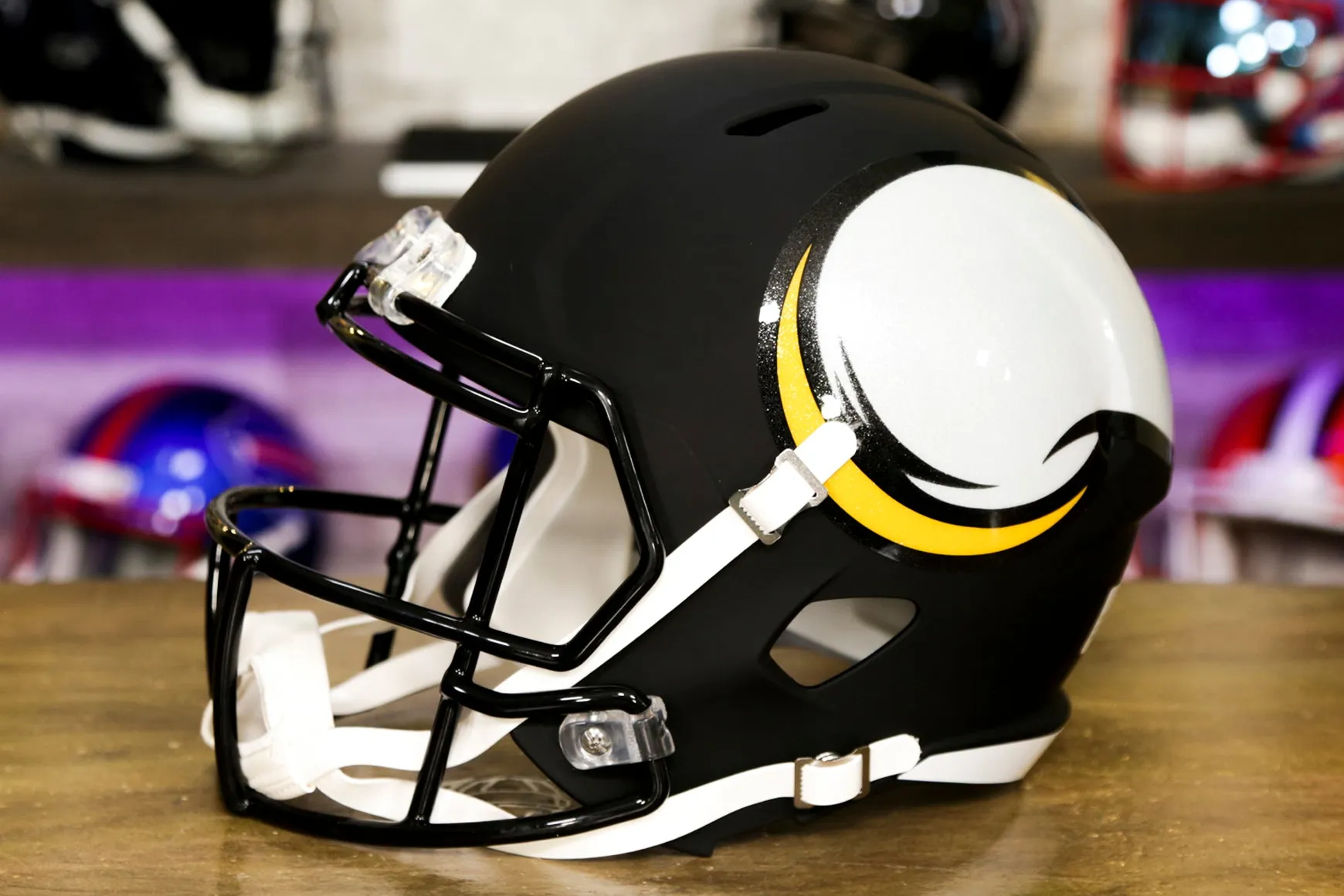 Minnesota Vikings Riddell Speed Display Helmet - AMP - OPEN BOX