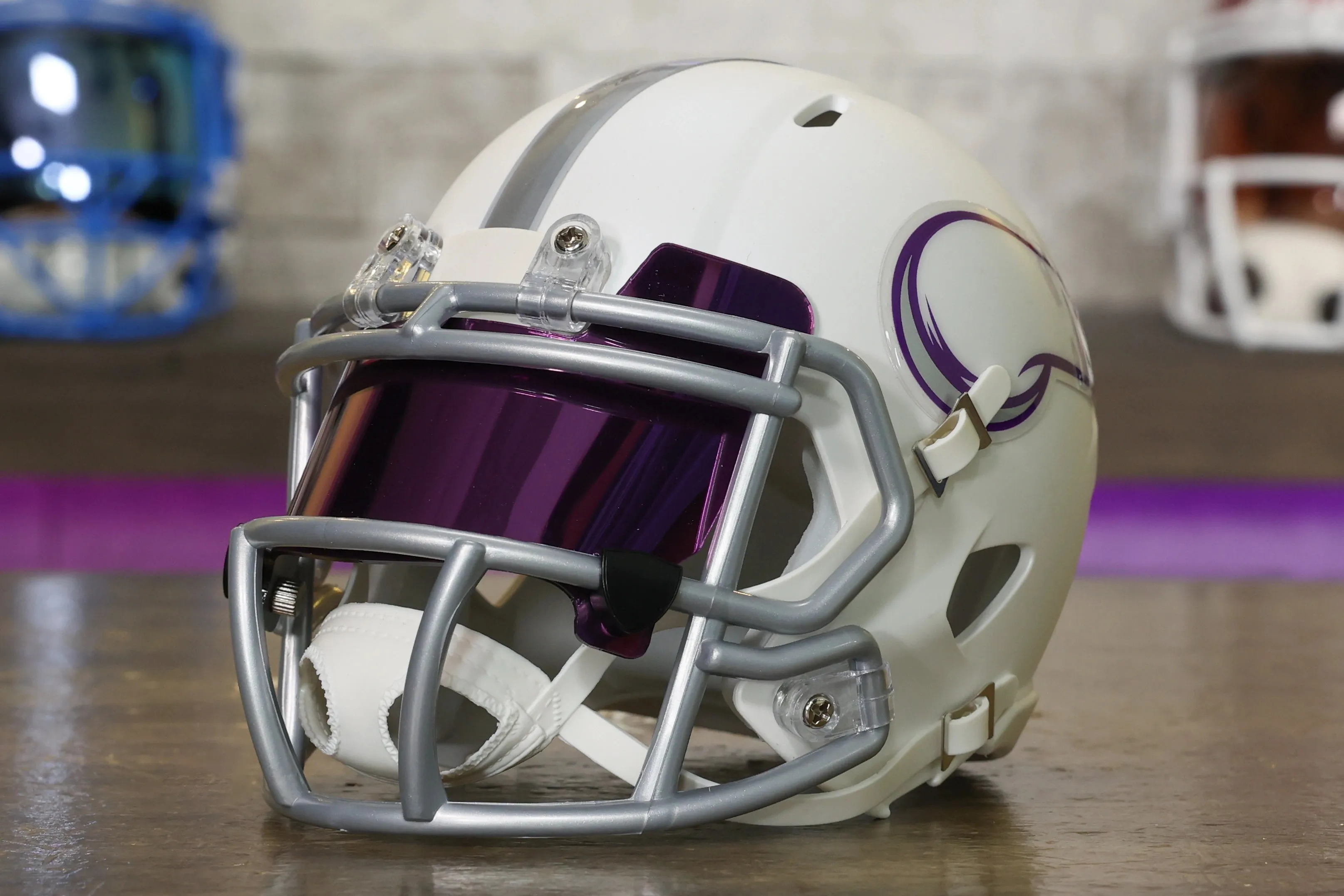 Minnesota Vikings Riddell Speed Mini Helmet - GG Edition 02375