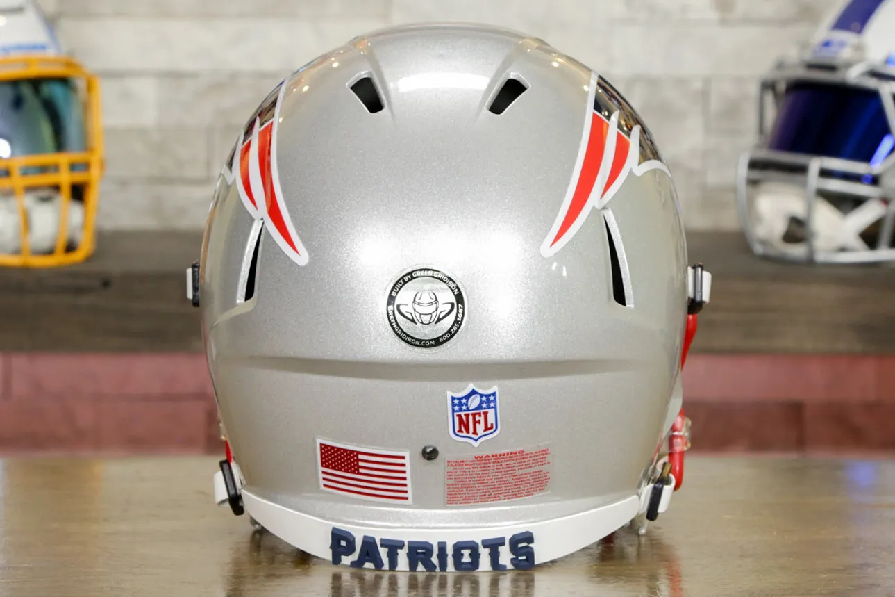 New England Patriots Riddell Speed Display Helmet - GG Edition 00195