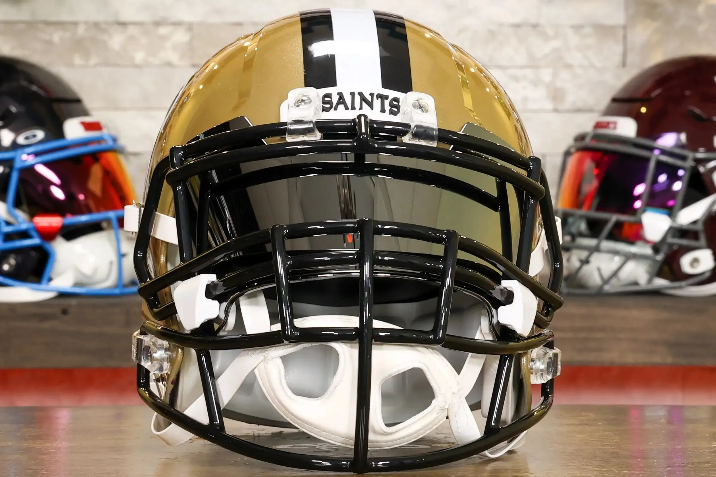New Orleans Saints Riddell Speed Display Helmet - GG Edition 02601