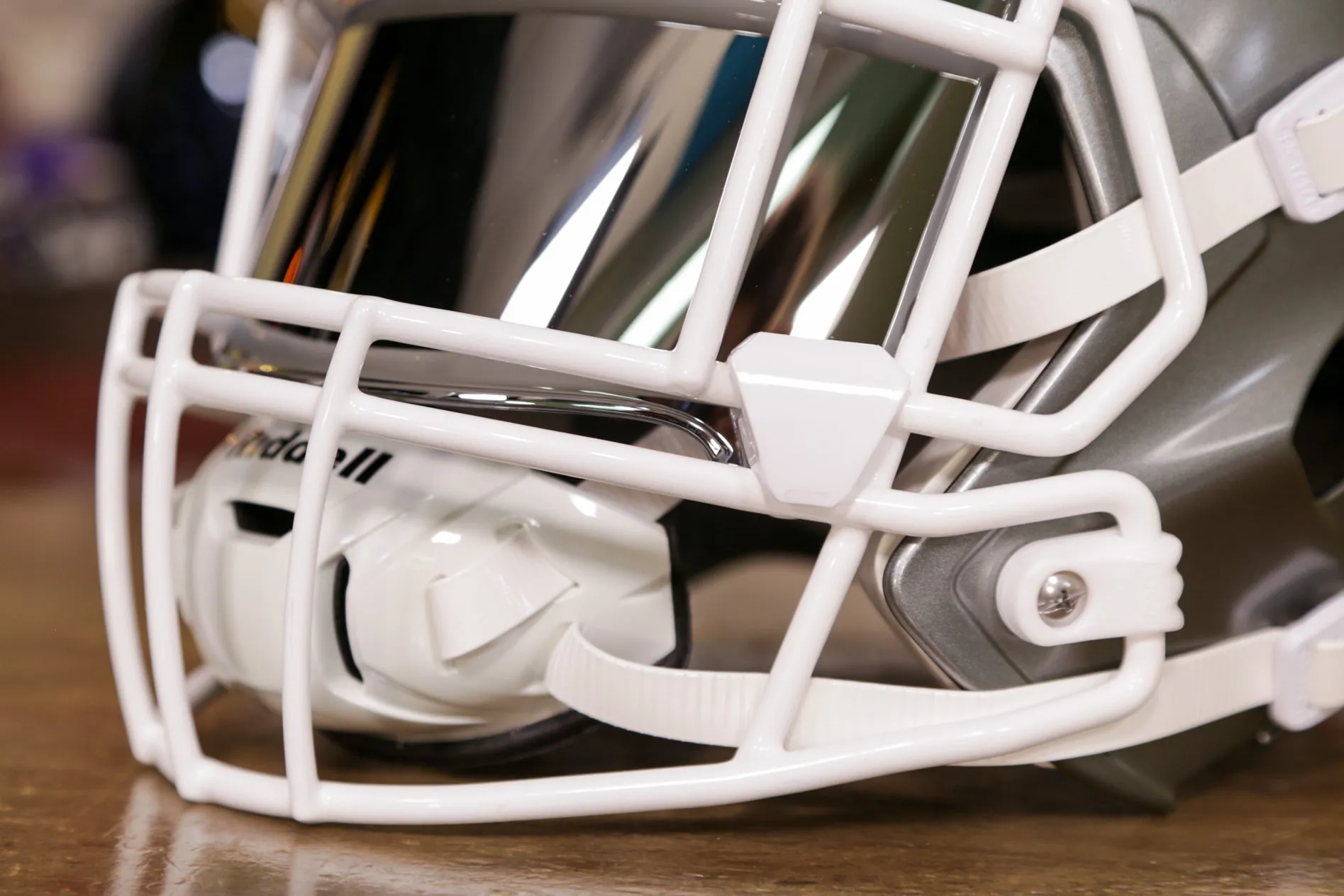 New Orleans Saints Riddell Speed Display Helmet - GG Edition