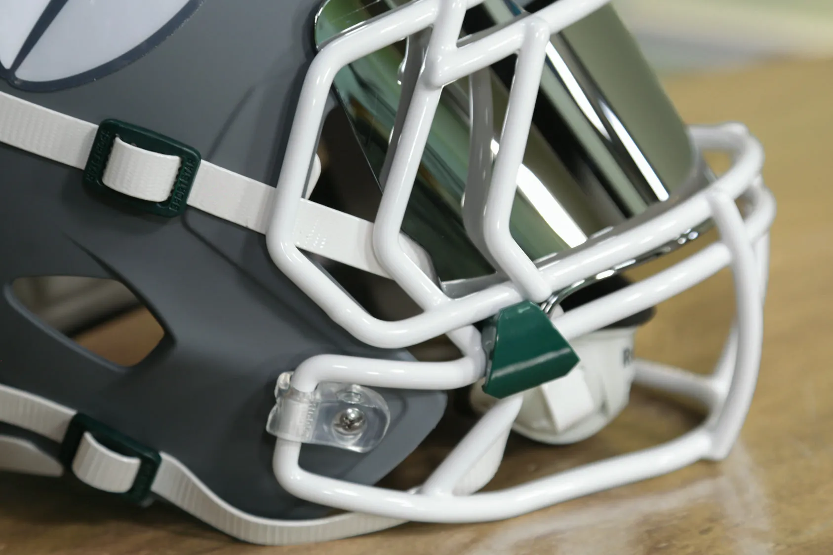 New York Jets Riddell Speed Display Helmet - GG Edition