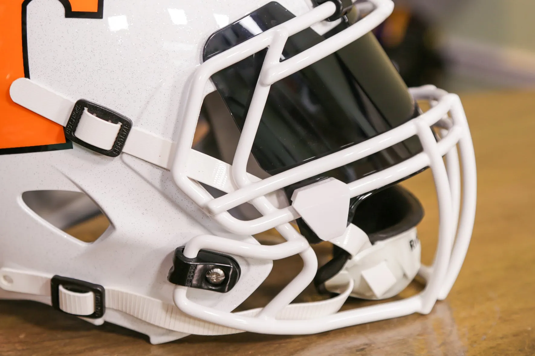 Tennessee Volunteers Riddell Speed Display Helmet - GG Edition 00286