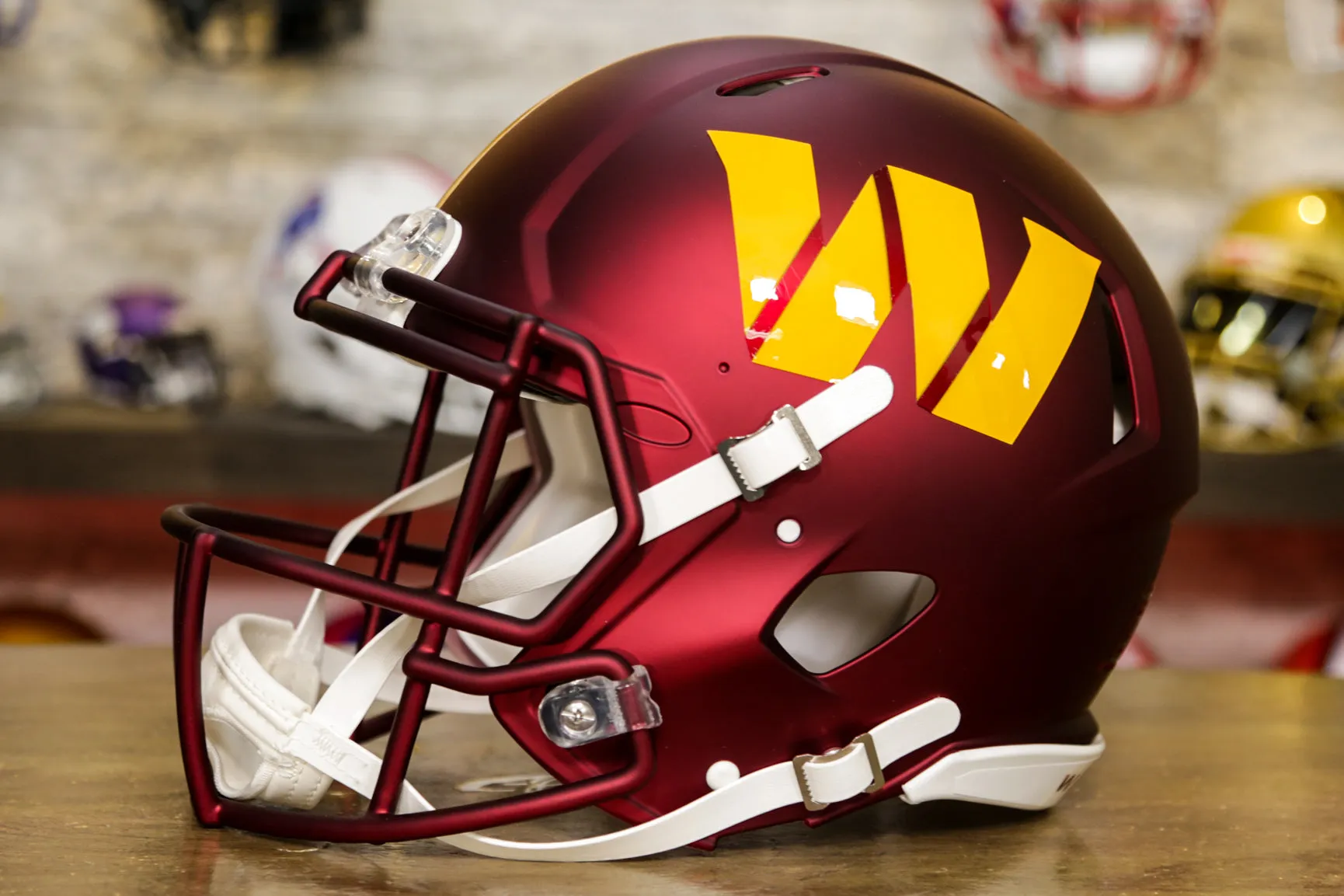 Washington Commanders Riddell Speed Authentic Helmet