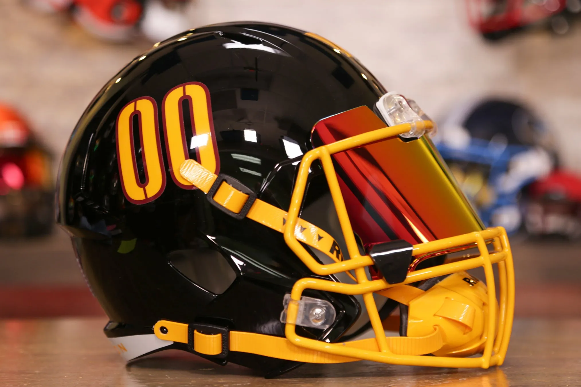 Washington Commanders Riddell Speed Display Helmet - GG Edition 00283