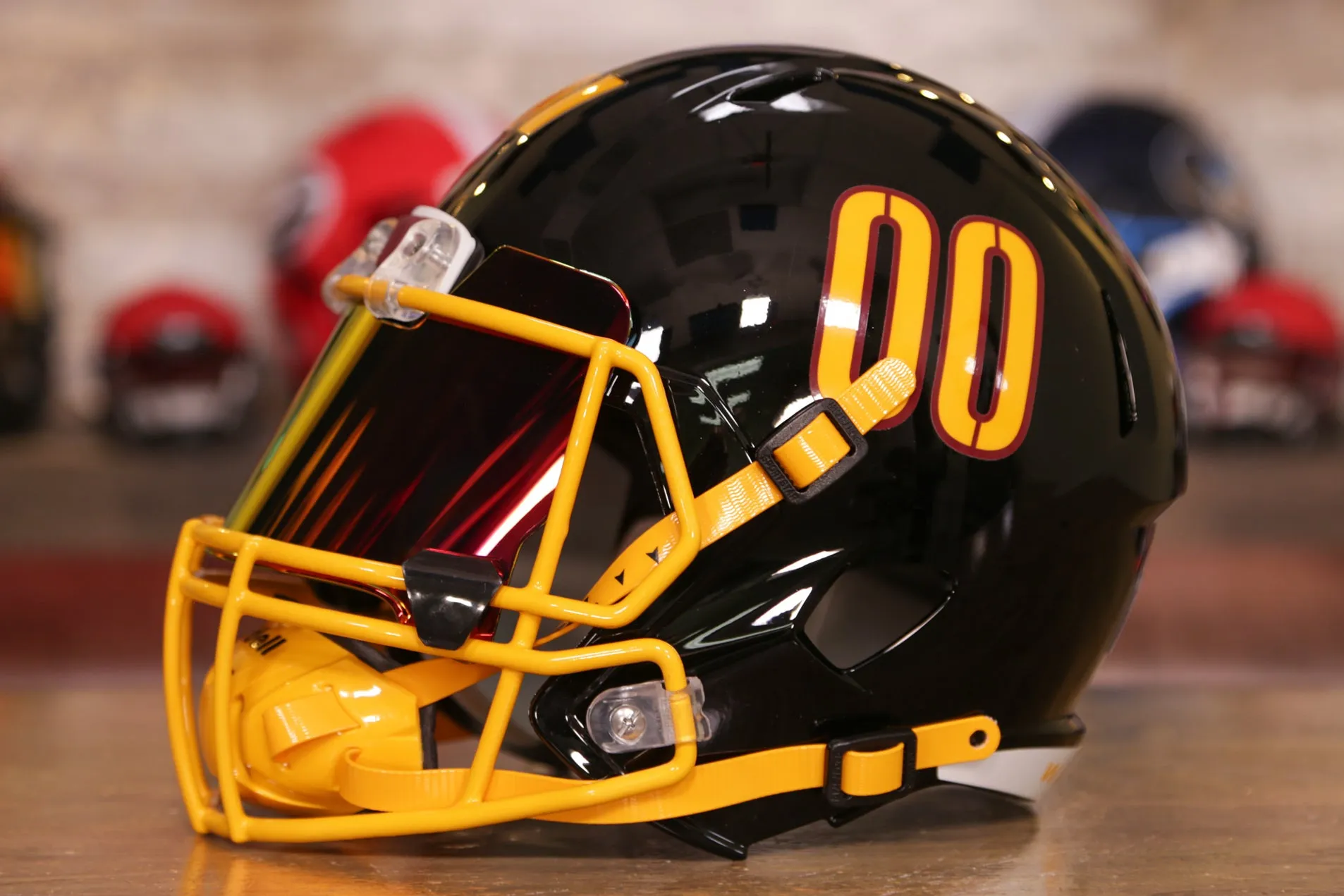 Washington Commanders Riddell Speed Display Helmet - GG Edition 00283