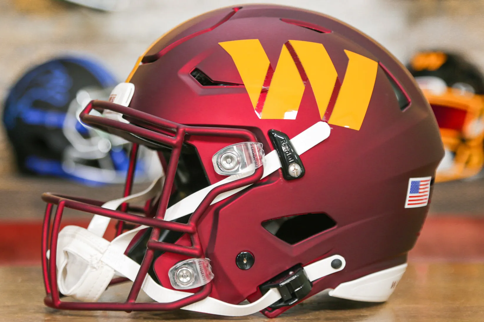 Washington Commanders Riddell SpeedFlex Helmet