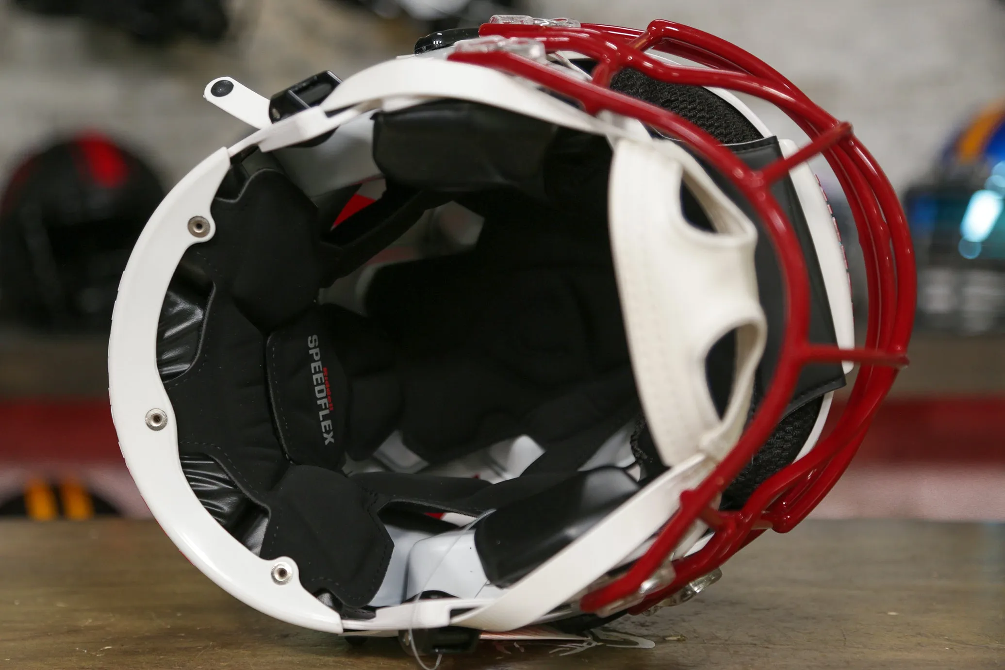 Wisconsin Badgers Riddell SpeedFlex Helmet